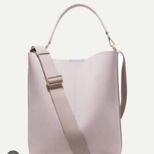 Rothy’s Bucket in Lilac Haze